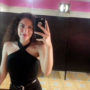 Meet your Posher, Sandy